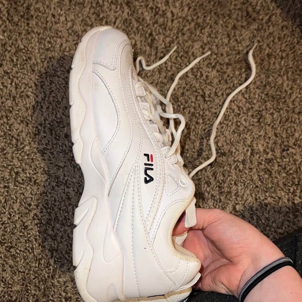 Fila tennis shoes